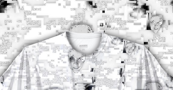 You are currently viewing Weird T-Shirts Designed To Confuse Facebook’s Auto-Tagging – CCTVSG.net